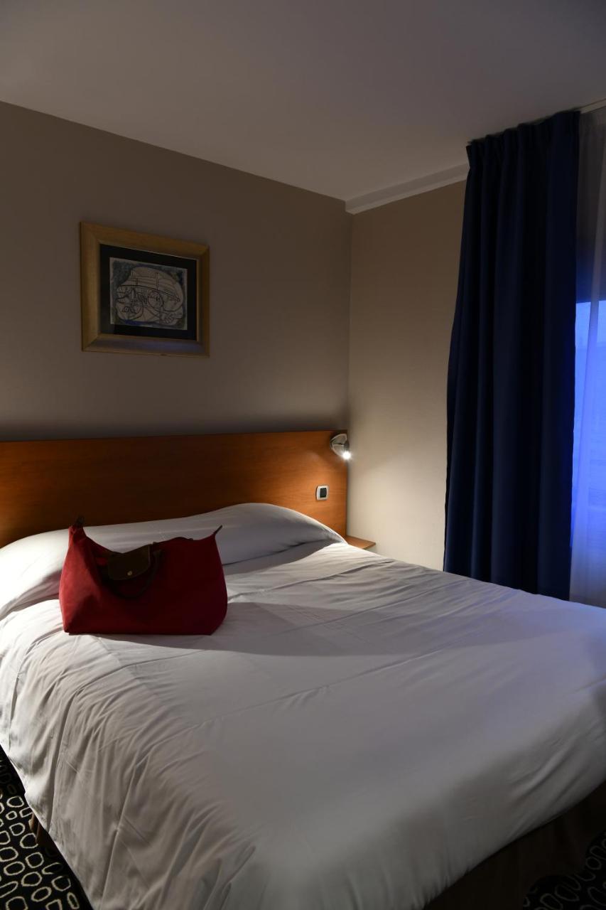 In Situ Hotel Valenciennes Exterior photo